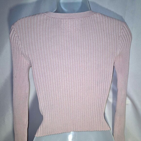 H&M sweater. pink, channeled design, V-Neck, Button-front in size XS - Picture 7 of 10